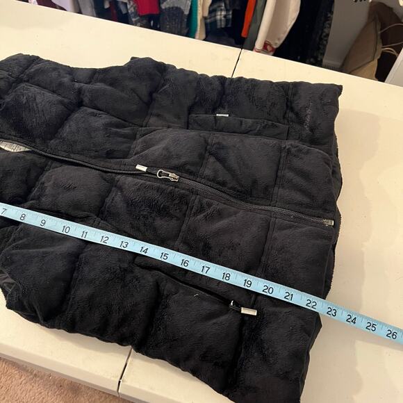 Eddie Bauer Black Goose Down Soft Puffer Plush Zip Up Snow Vest Size Small - Picture 9 of 10